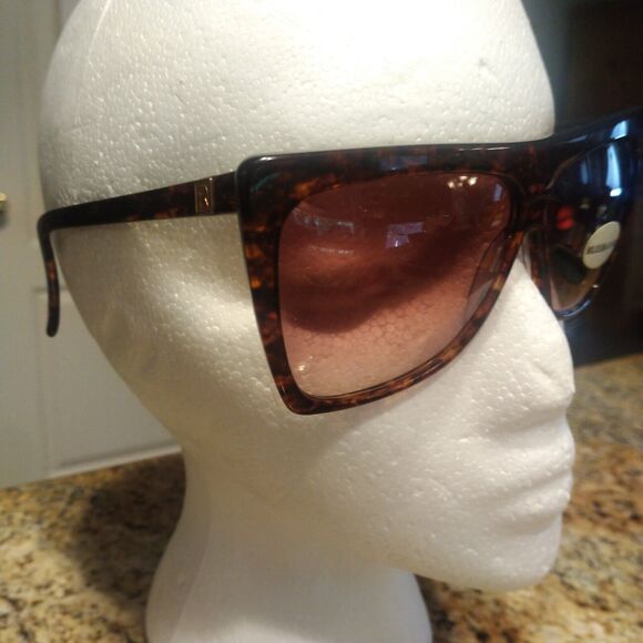 Vintage Rivera 2702 Oversized Square Sunglasses Retro 1970 100% UV Protection HK - Picture 3 of 12